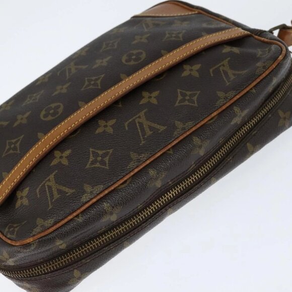 LOUIS VUITTON Monogram Trocadero 27 Shoulder Bag M51274 LV Auth ep11563